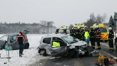 Gewonden bij frontale aanrijding door gladheid in Borger