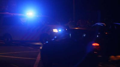 Mannen met kindje in maxi cosi op de vlucht na diefstal gevolgd door crash