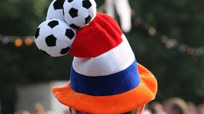 Foto van Oranje voetbal muts | Archief EHF