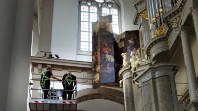 Verhuizing orgelluiken Westerkerk naar Enschede precisieklus