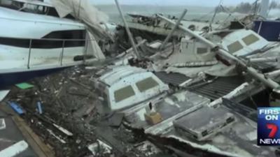 Toeristen en bewoners in plaatsen weselijke kustgebied Mexico massaal geëvacueerd 