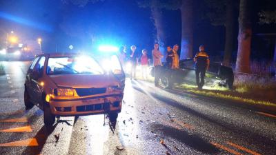De schade is groot na aanrijding