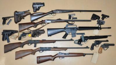 Al ruim 100 wapens ingeleverd in Rotterdam