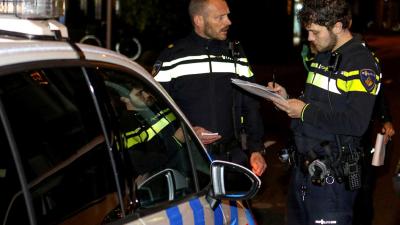 Winkelier slaat overvallers zijn zaak uit