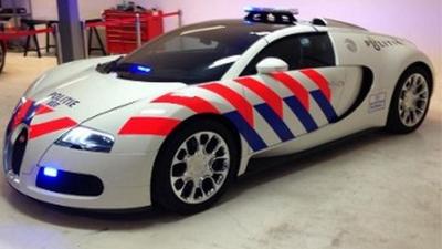 Delftse politie krijgt exclusieve Bugatti Veyron