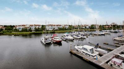 Klaas Hummel verkoopt vastgoed Center Parcs Port Zélande