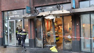 Ramkraak en brand bij supermarkt Amstelveen 