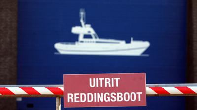 Foto van reddingsboot hangar | Archief EHF