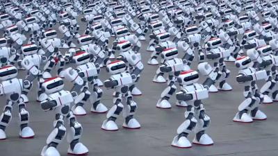 Ruim duizend dansende robots verbreken oude record