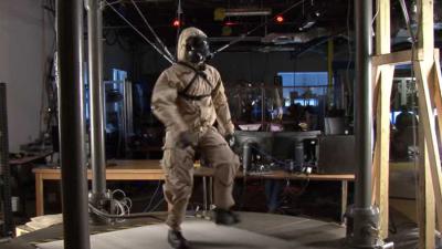 Griezelig echt hoe deze robot loopt en beweegt