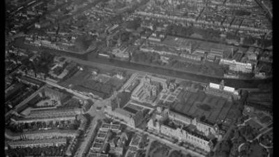 Honderden historische luchtfoto’s van vooroorlogs Nederland gratis