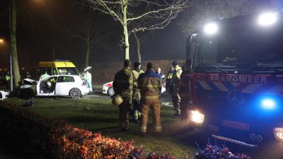 Zwaar beschadigde vluchtauto