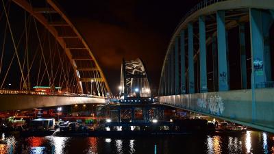 Amsterdam-Rijnkanaal zeker tot middernacht gestremd