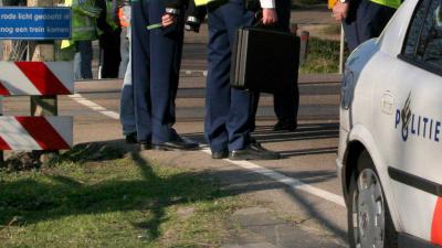 spoorwegovergang-politie-aanrijding