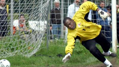 Stanley Menzo terug bij Ajax