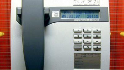 Van der Steur laat beschikbaarheid tapsysteem onderzoeken