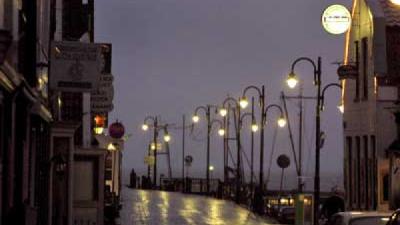 'Volendammers zijn flitsbezoekers zat'