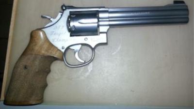 Jongetjes spelen ongewild 'Russische Roulette' met gevonden revolver