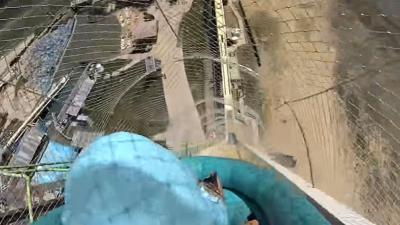 Kind (10) komt om na afdaling van 's-werelds grootste waterglijbaan
