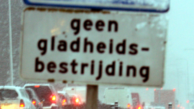 Automobilisten in het noordoosten blijf thuis vanwege code oranje