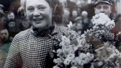 Eerste vrouw die Elfstedentocht snelste reed overleden